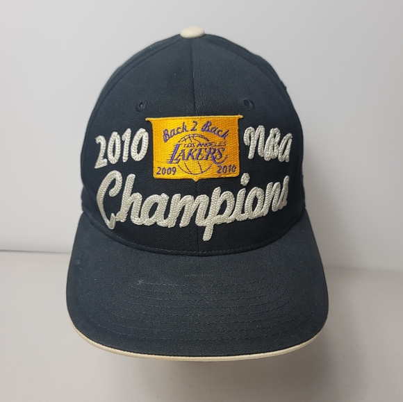 Los Angeles Lakers NBA Champions 2010 Adidas Official Locker Room Fitted Cap Hat - Picture 1 of 9